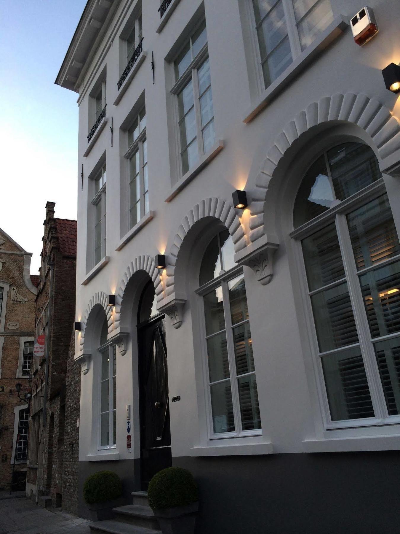 B&B De Bornedrager บรูจส์ ภายนอก รูปภาพ